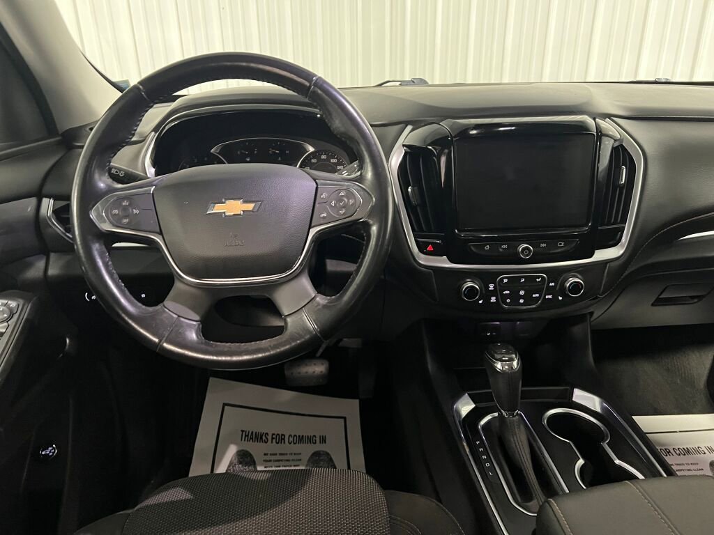 Used 2020 Chevrolet Traverse LT image 4