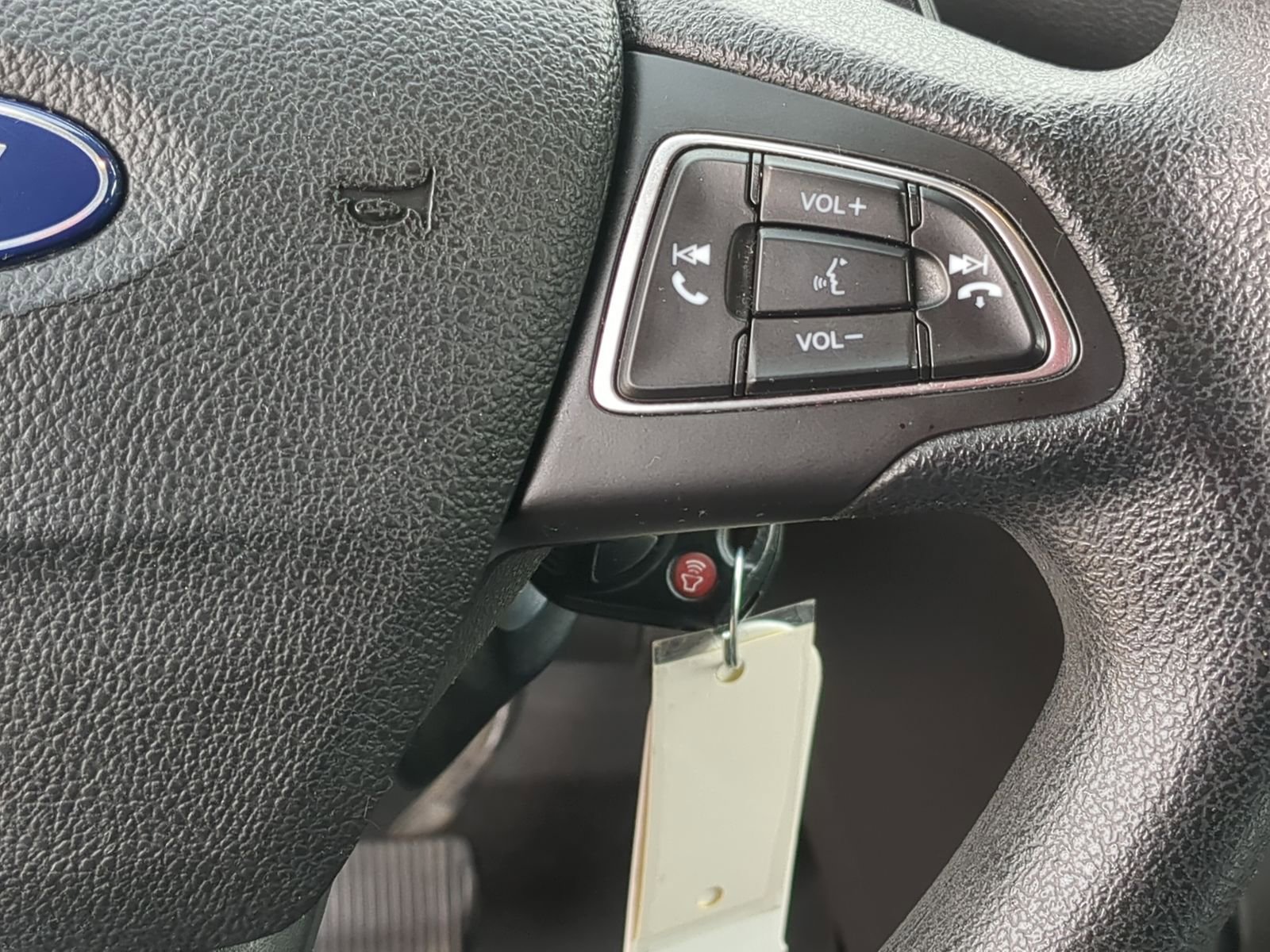 Used 2017 Ford Escape SE image 27