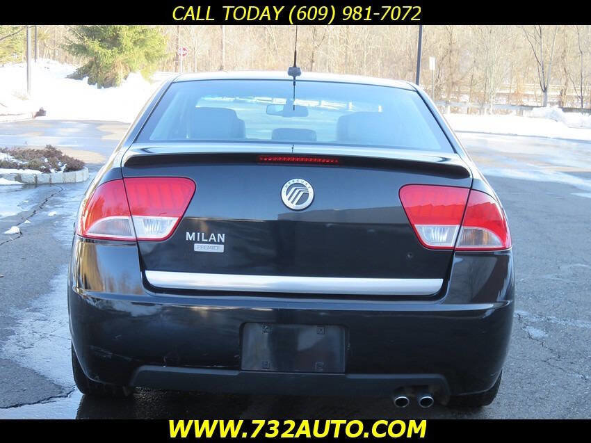 Used 2011 Mercury Milan Premier w/ Moon & Tune Pkg image 8
