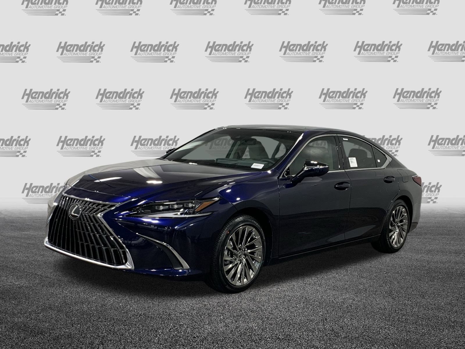 New 2025 Lexus ES 350 Ultra Luxury image 3