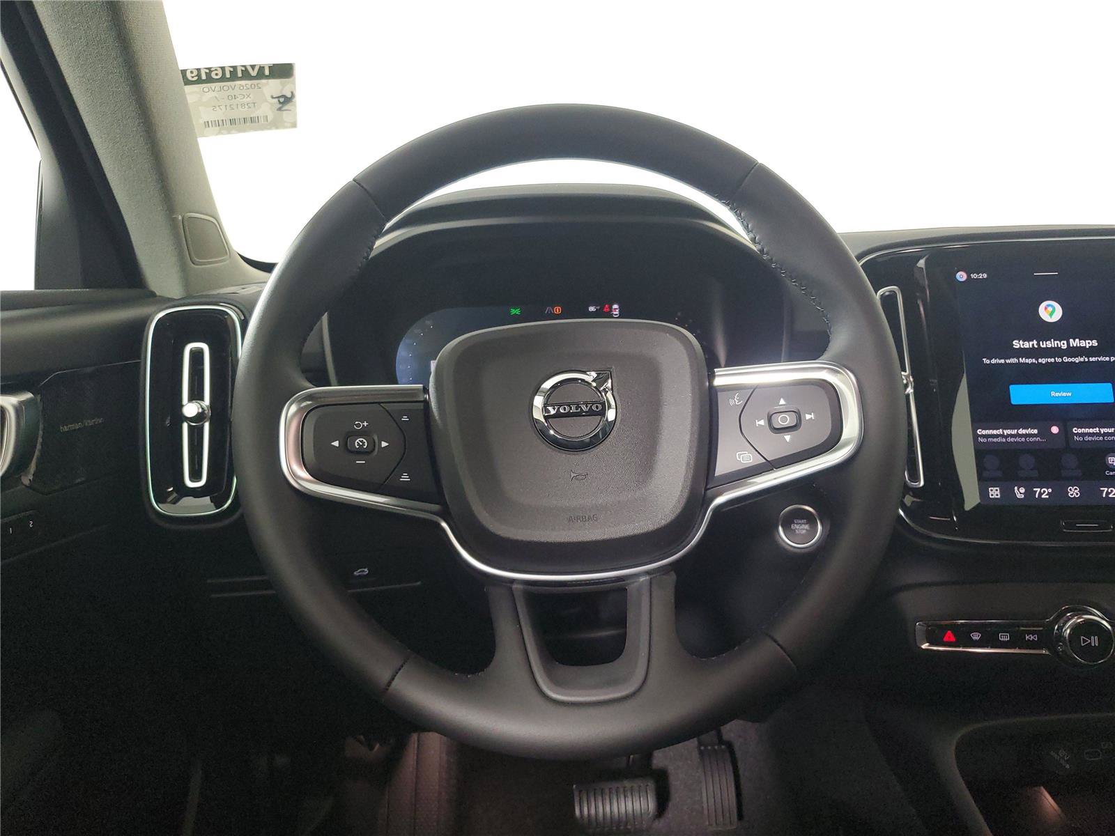 New 2026 Volvo XC40 B5 Plus w/ Climate Package AWD/4WD image 16