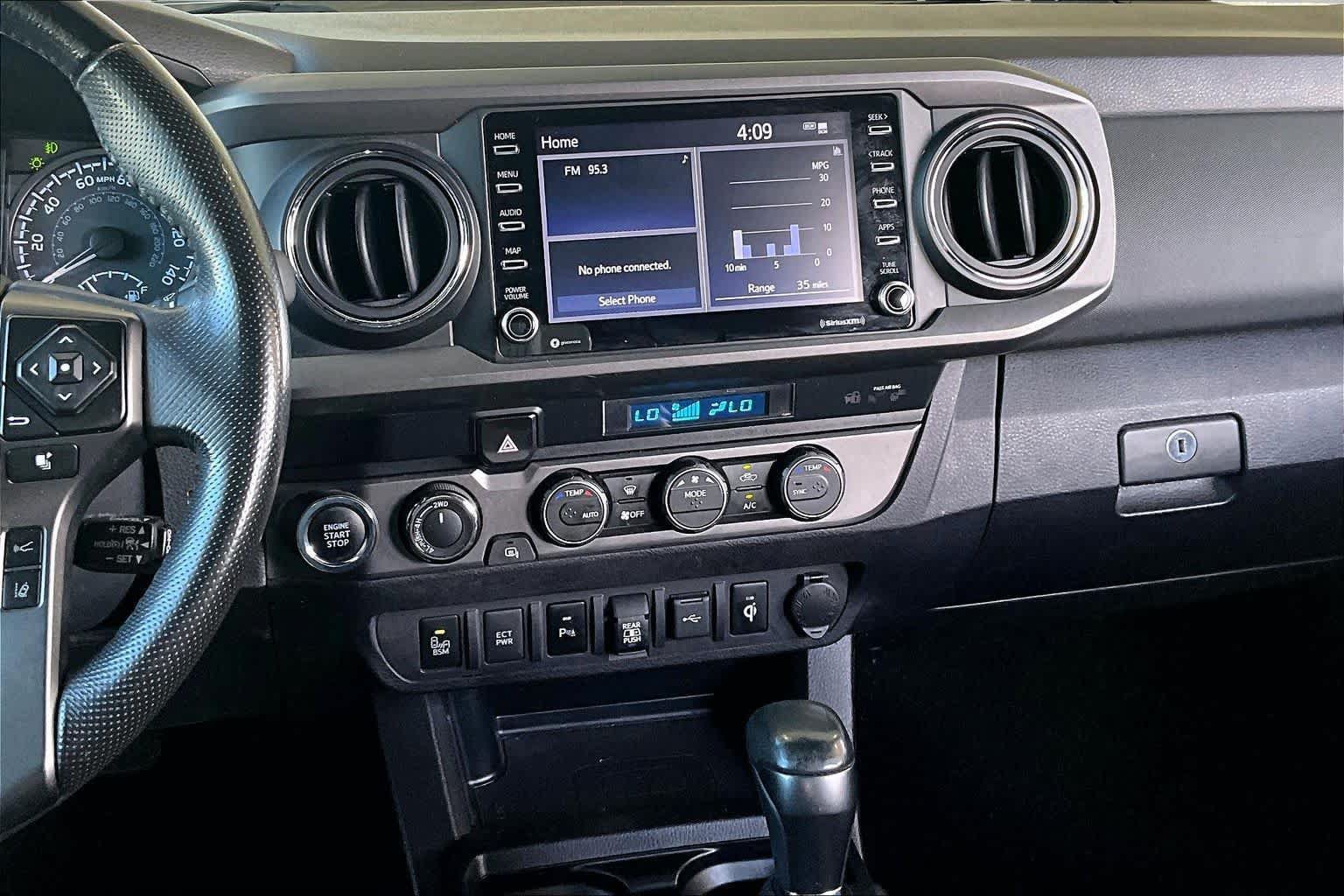 Used 2021 Toyota Tacoma TRD Off-Road w/ Technology Package AWD/4WD image 7
