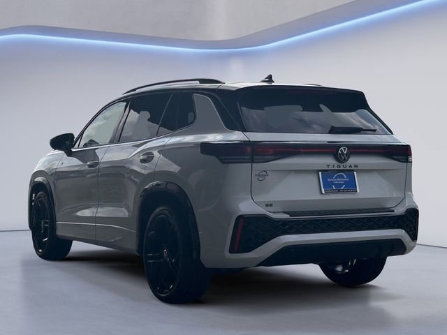New 2026 Volkswagen Tiguan SE R-Line FWD image 6