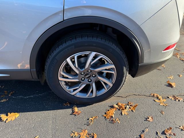 Used 2023 Lincoln Corsair AWD w/ Equipment Group 101A image 20