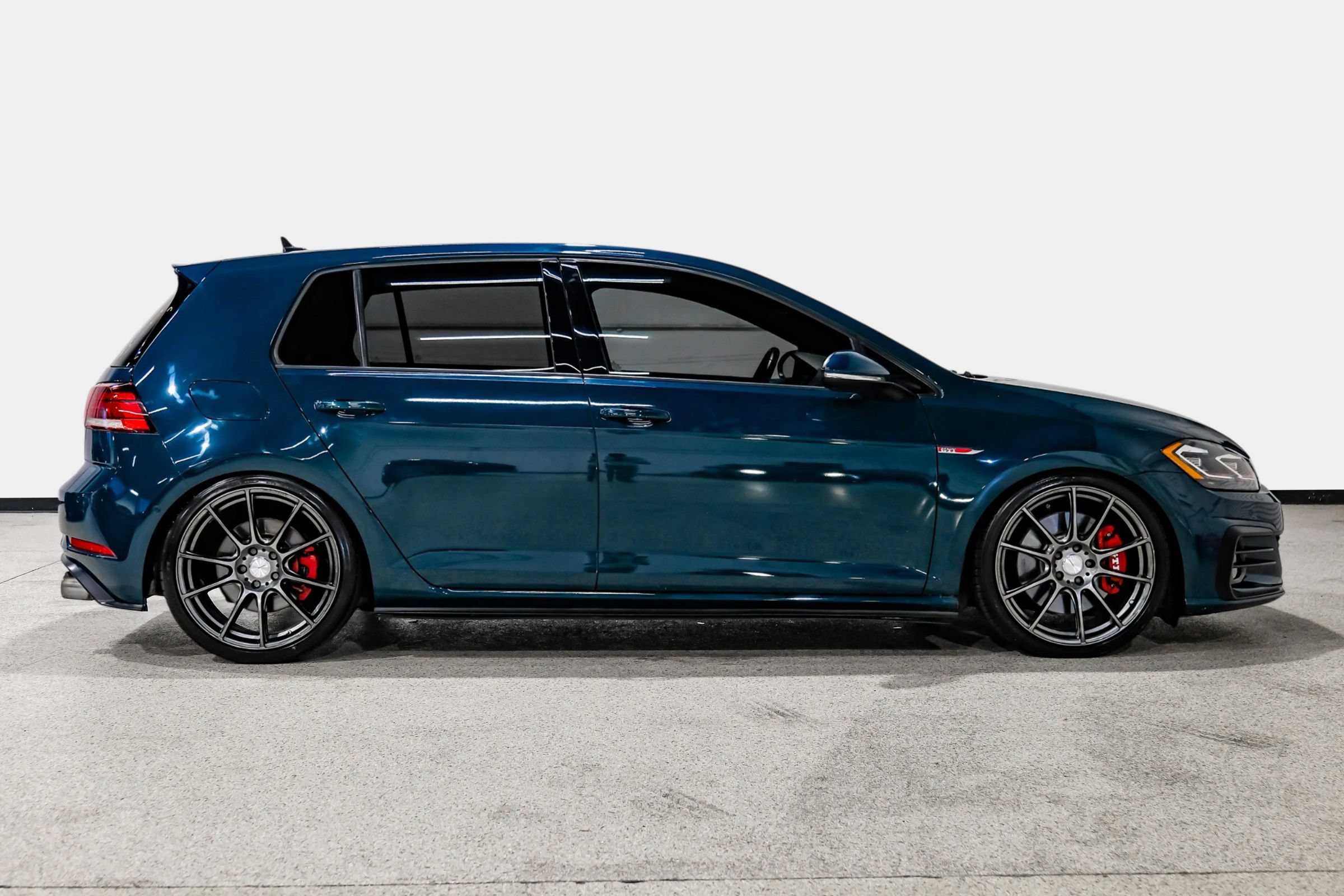 Used 2019 Volkswagen GTI S FWD image 5