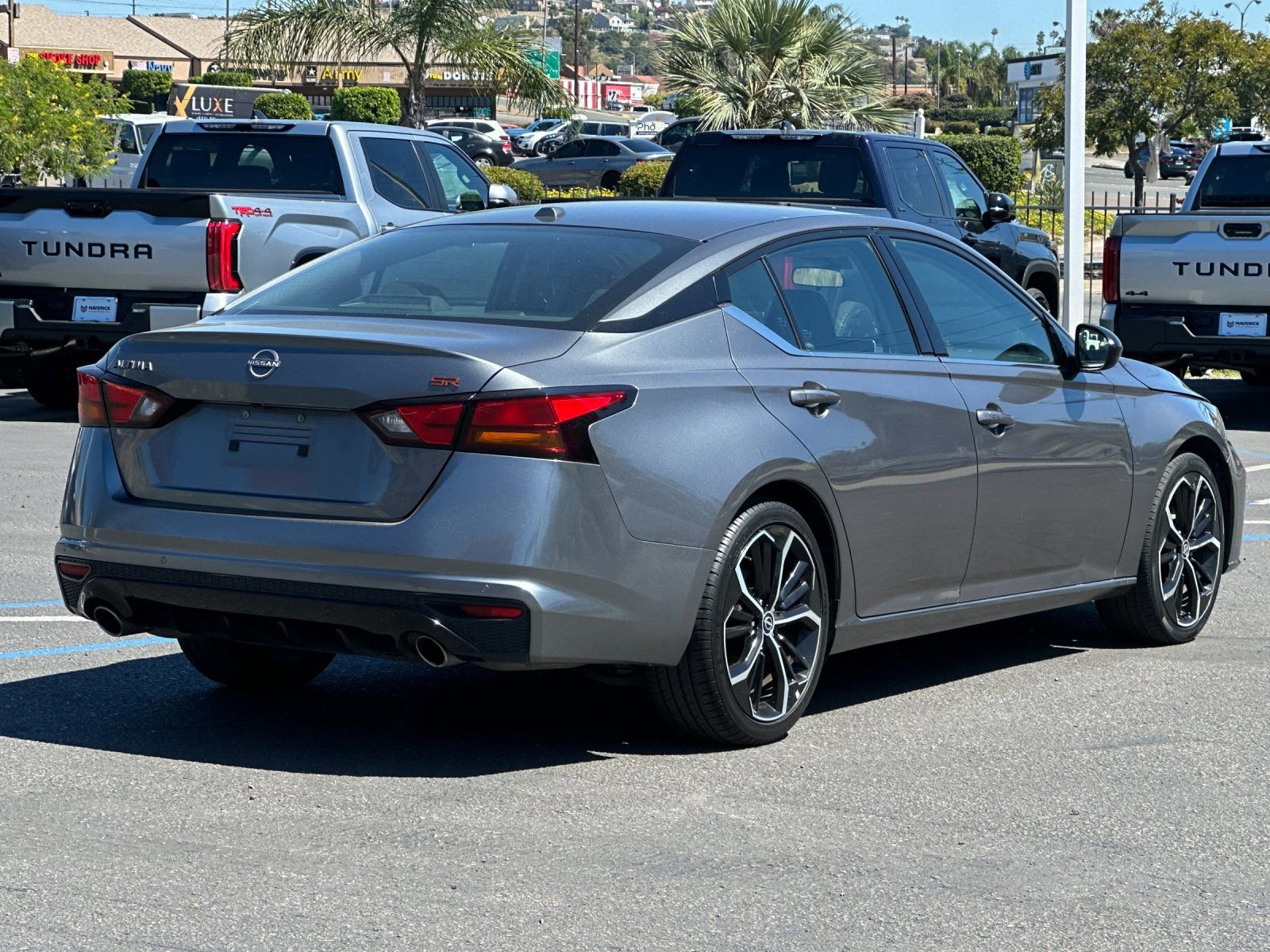Used 2023 Nissan Altima 2.5 SR image 5