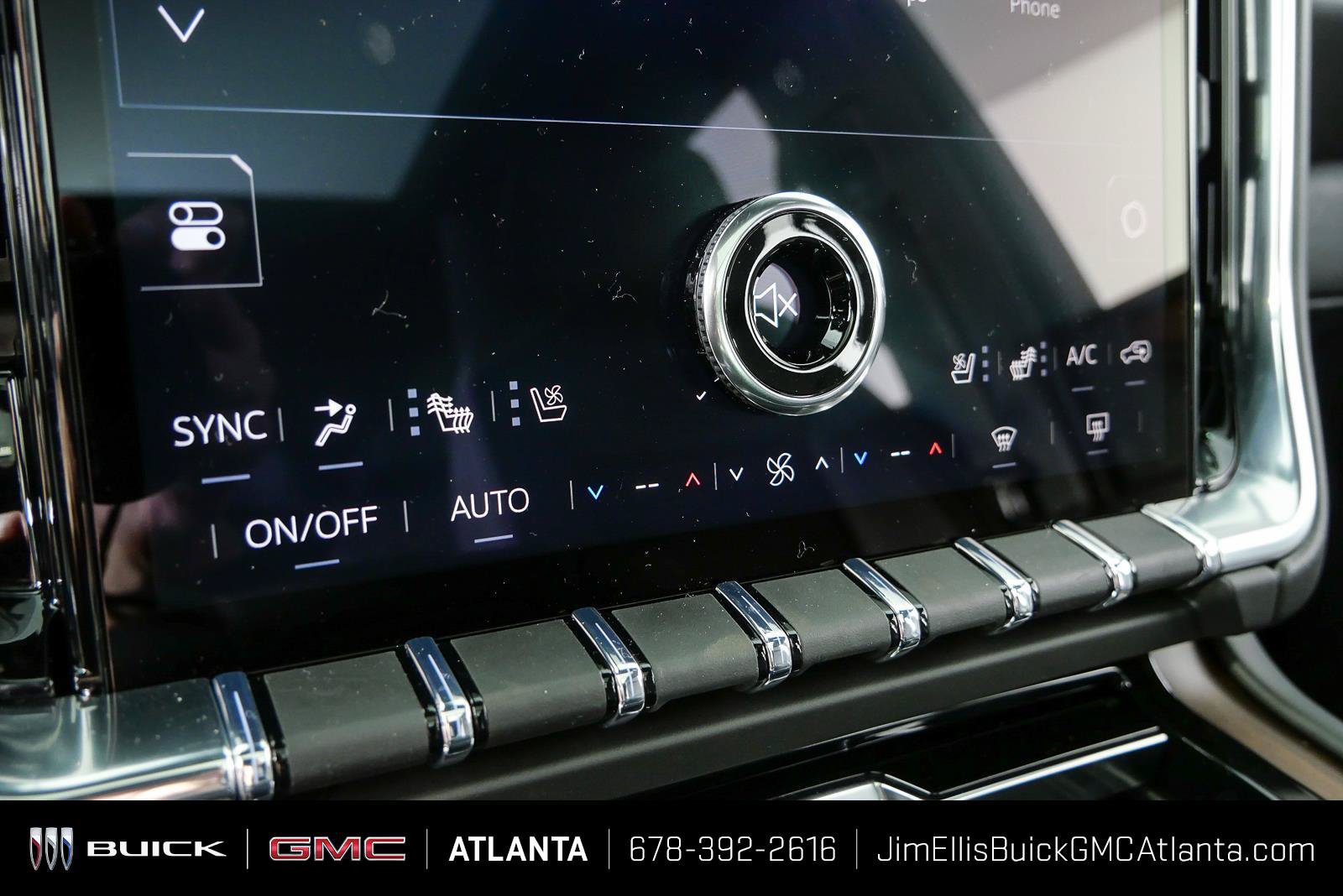 New 2026 GMC Yukon XL Denali w/ Advanced Technology Package AWD/4WD image 17