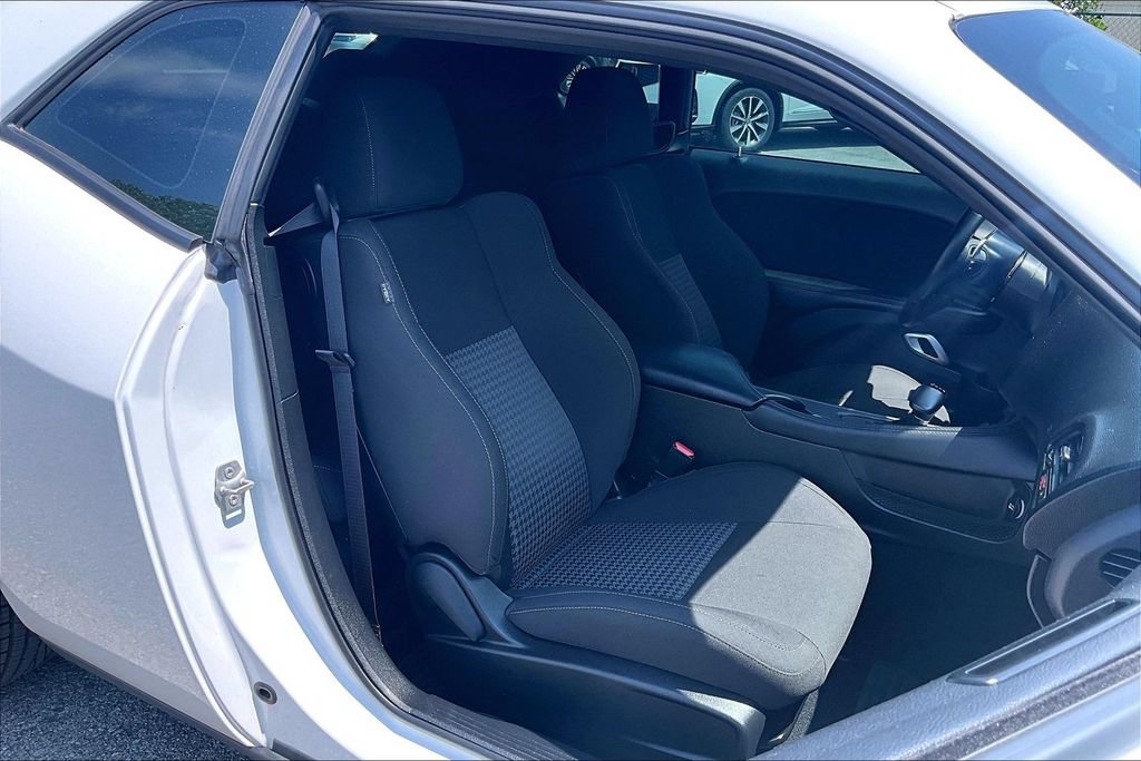 Used 2023 Dodge Challenger R/T Scat Pack RWD image 9