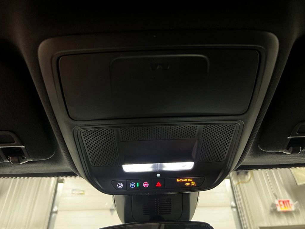 New 2026 Chevrolet Equinox LT w/ Convenience Package II AWD/4WD image 18
