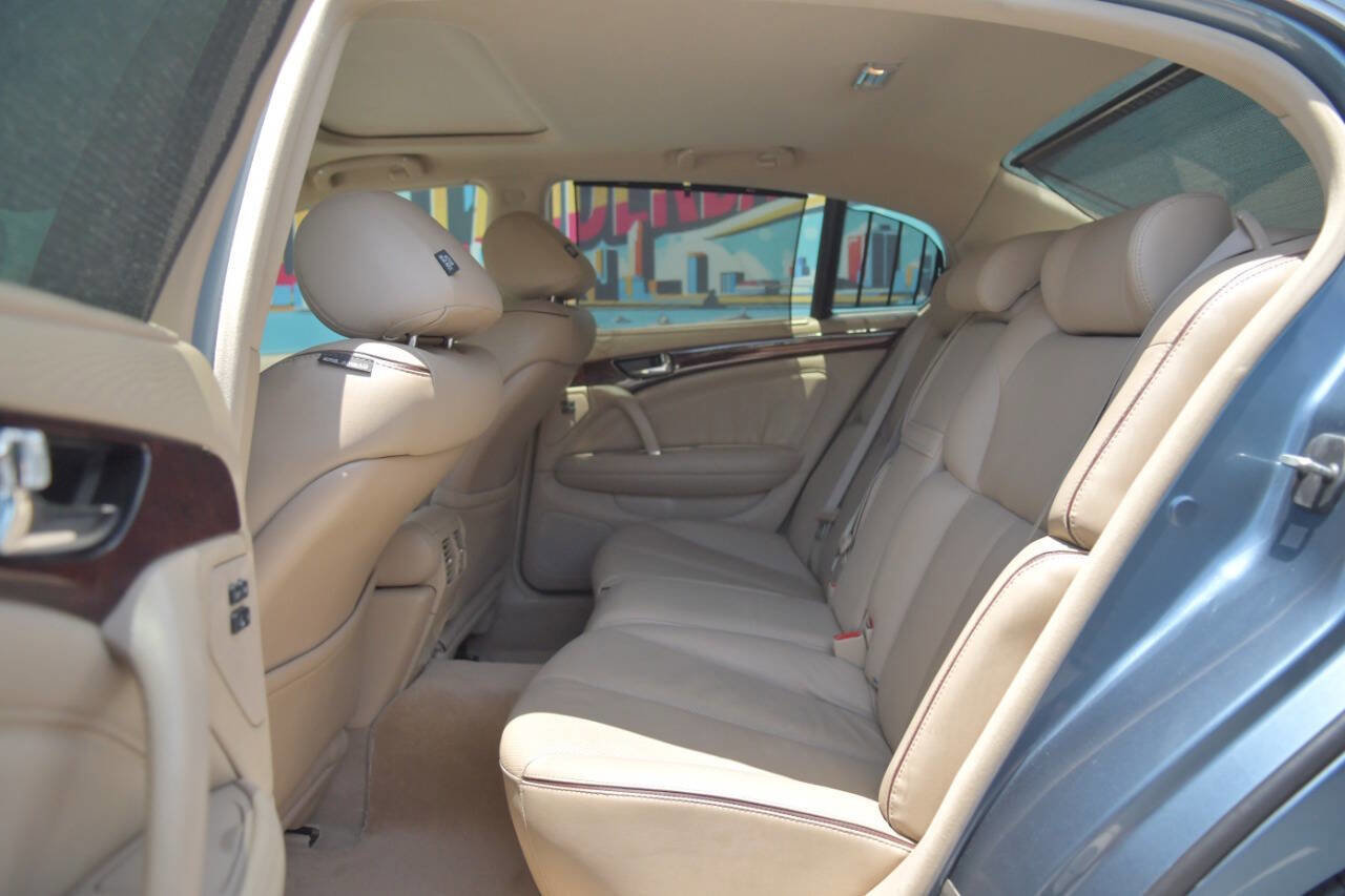 Used 2005 INFINITI Q45 w/ (P01) Premium Pkg image 11
