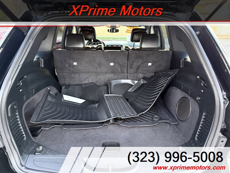Used 2017 Jeep Grand Cherokee Altitude AWD/4WD image 13