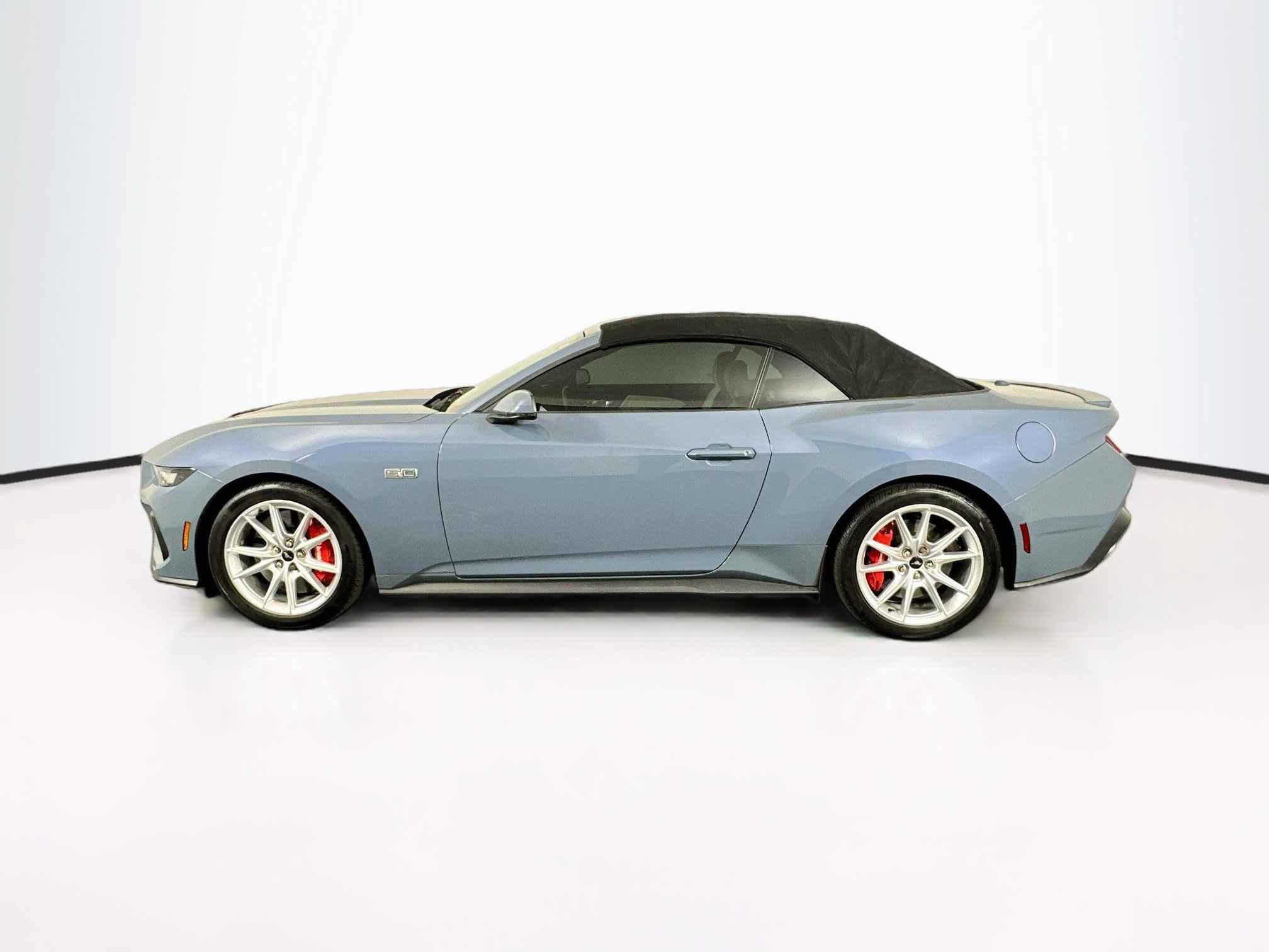 Used 2024 Ford Mustang GT Premium RWD image 4
