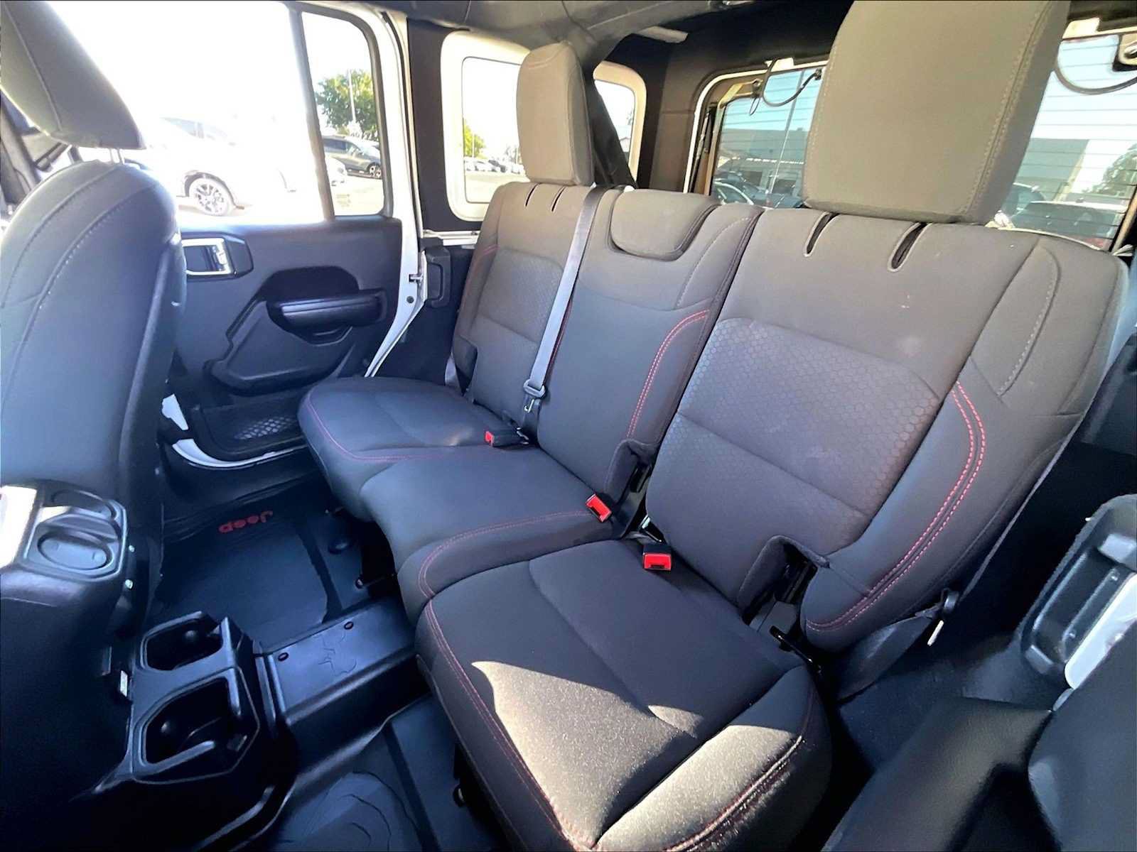 Used 2020 Jeep Wrangler Unlimited Rubicon AWD/4WD image 29