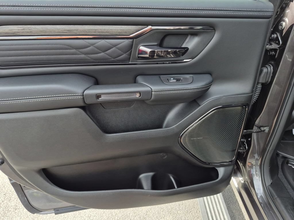 Used 2026 RAM 1500 Limited w/ Body Color Bumper Group AWD/4WD image 25