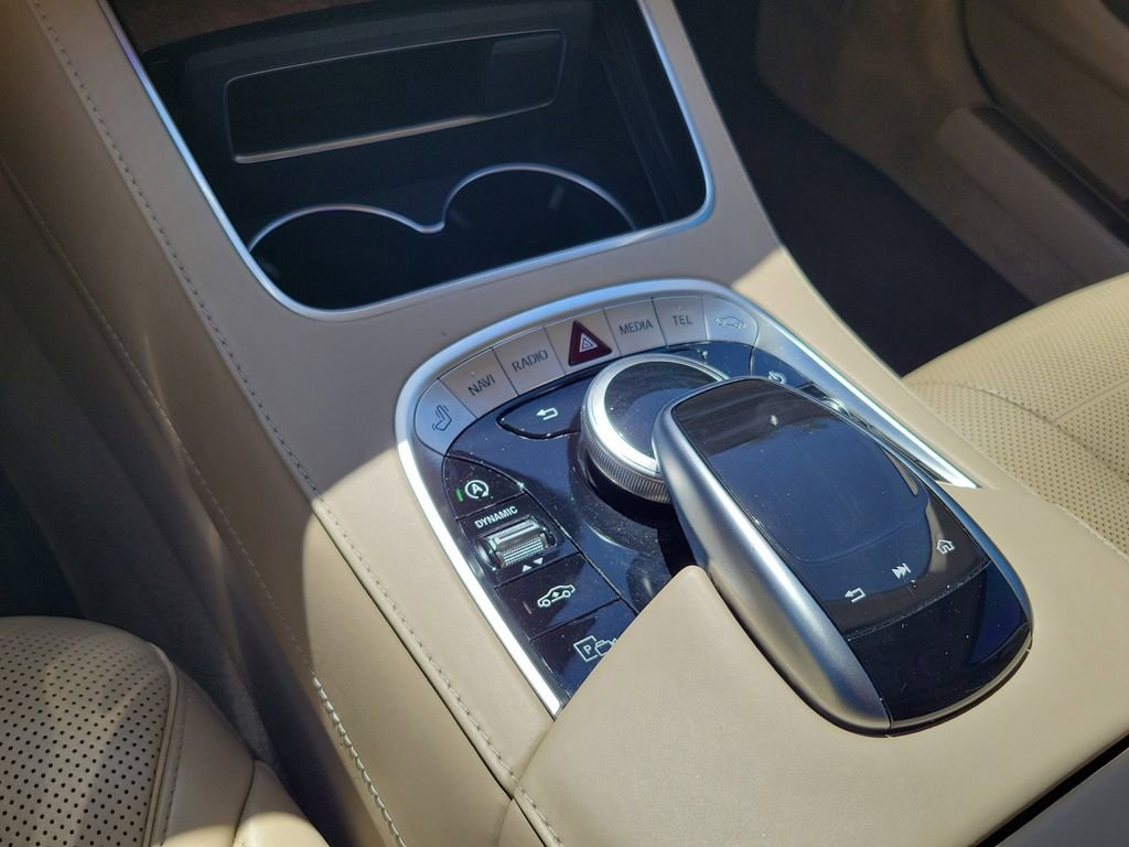 Used 2019 Mercedes-Benz S 560 Sedan image 31