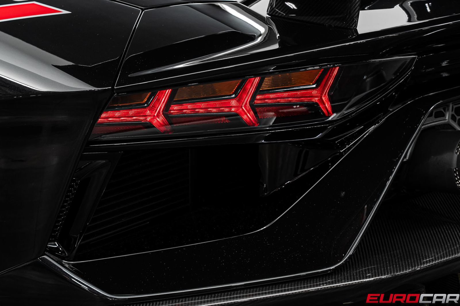 Used 2021 Lamborghini Aventador SVJ AWD/4WD image 27