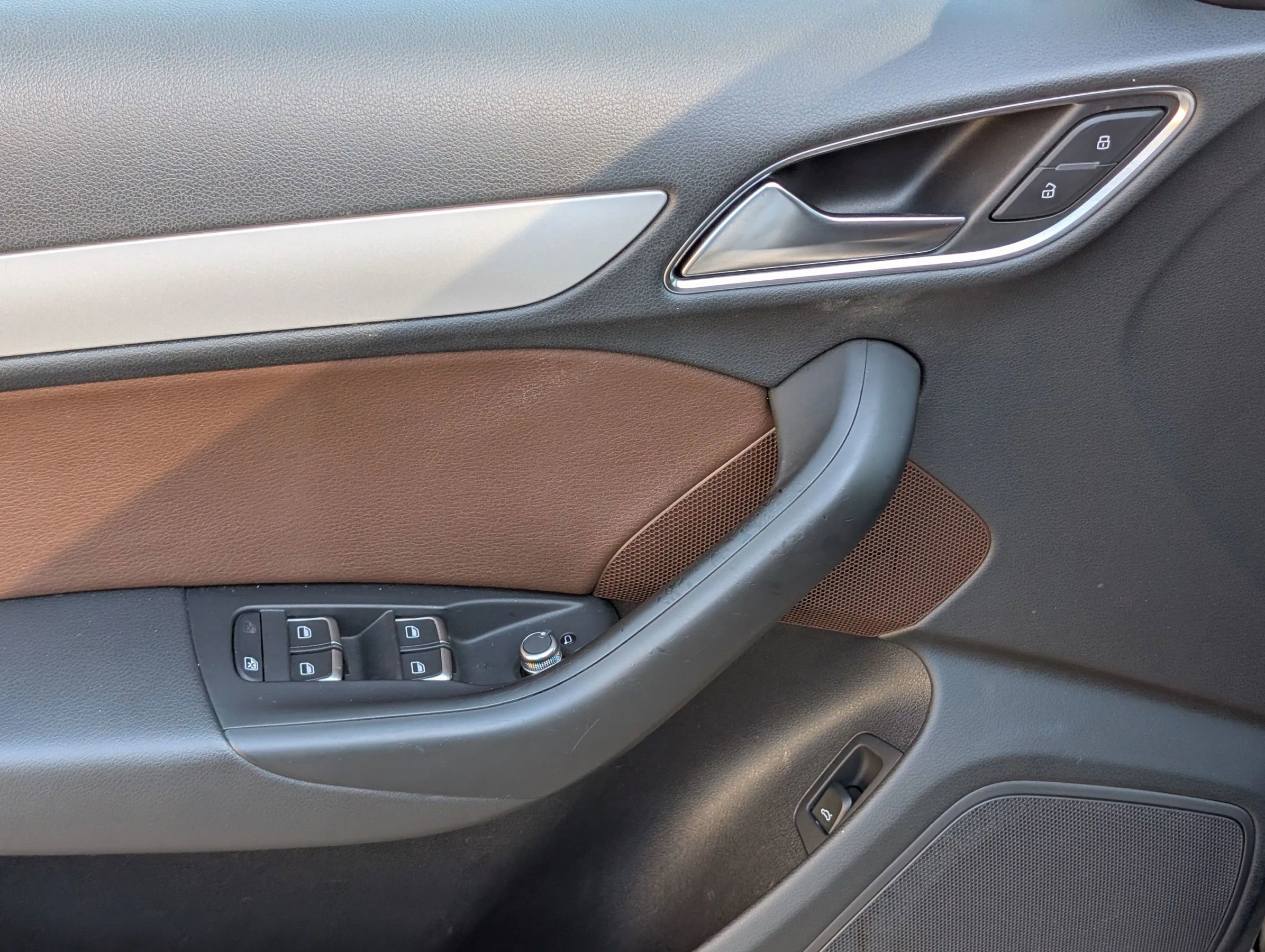 Used 2017 Audi Q3 2.0T Premium w/ Convenience Package image 16