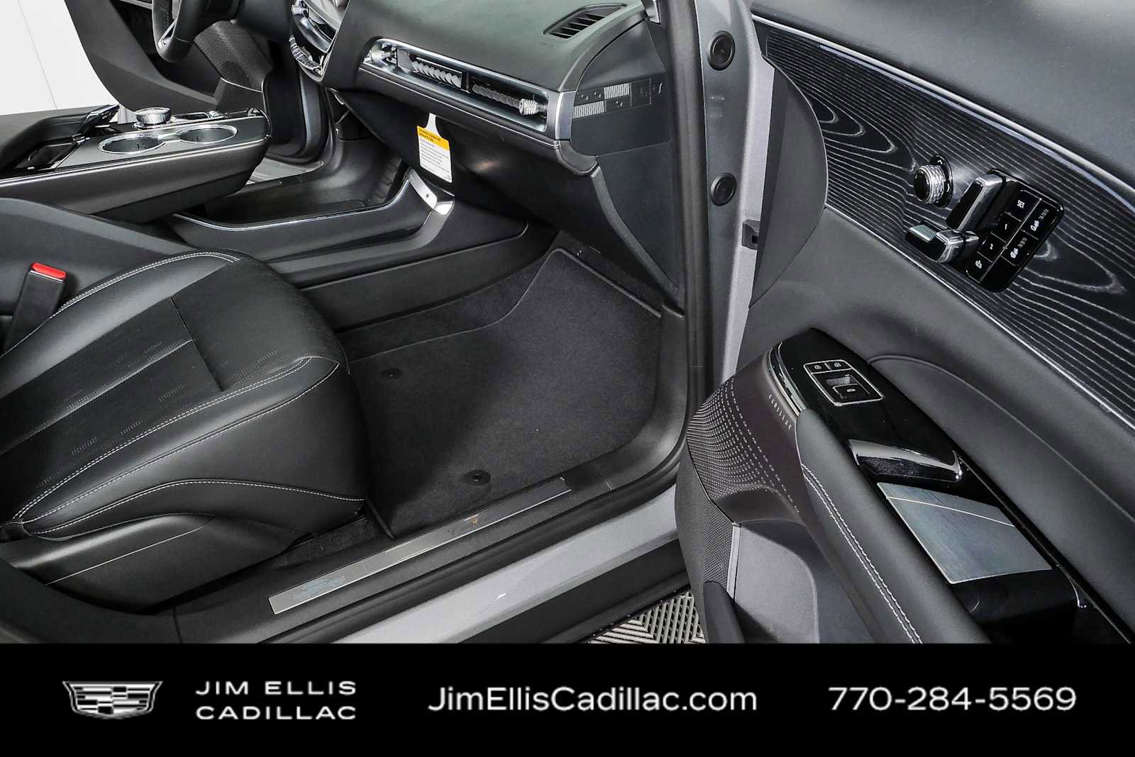 New 2026 Cadillac Lyriq Sport RWD image 25