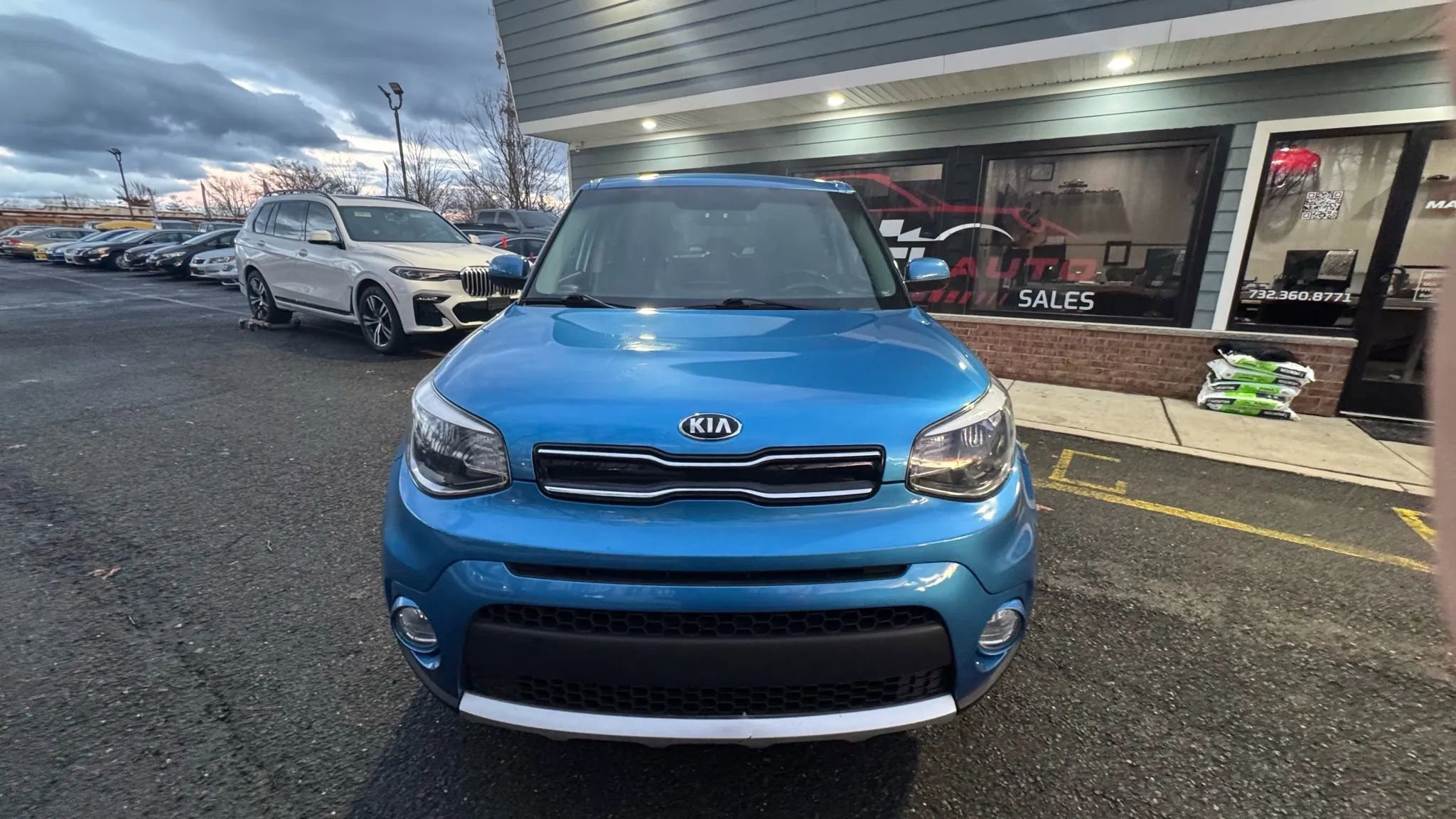 Used 2018 Kia Soul + image 2