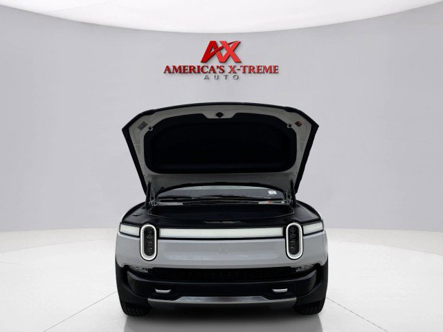 Used 2024 Rivian R1S Adventure image 70