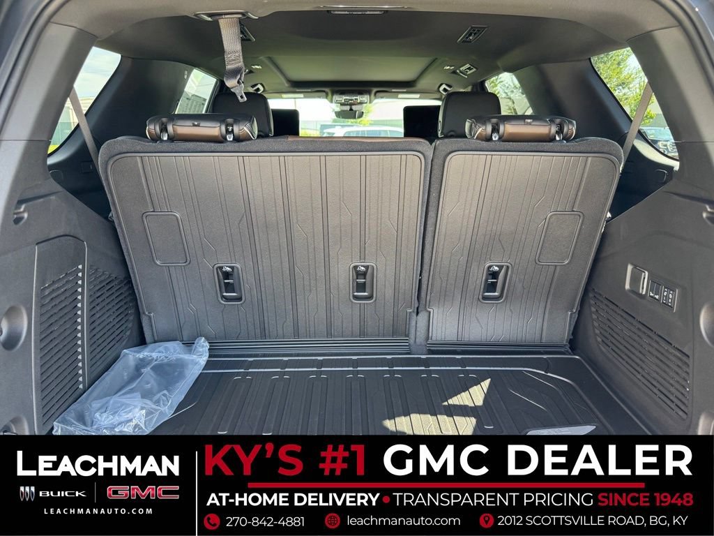 New 2026 GMC Yukon Denali Ultimate w/ LPO, Floor Liner Package AWD/4WD image 28