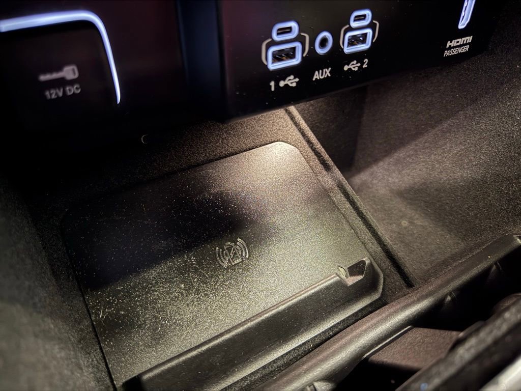 Used 2022 Jeep Wagoneer Series III w/ Premium Group I image 48