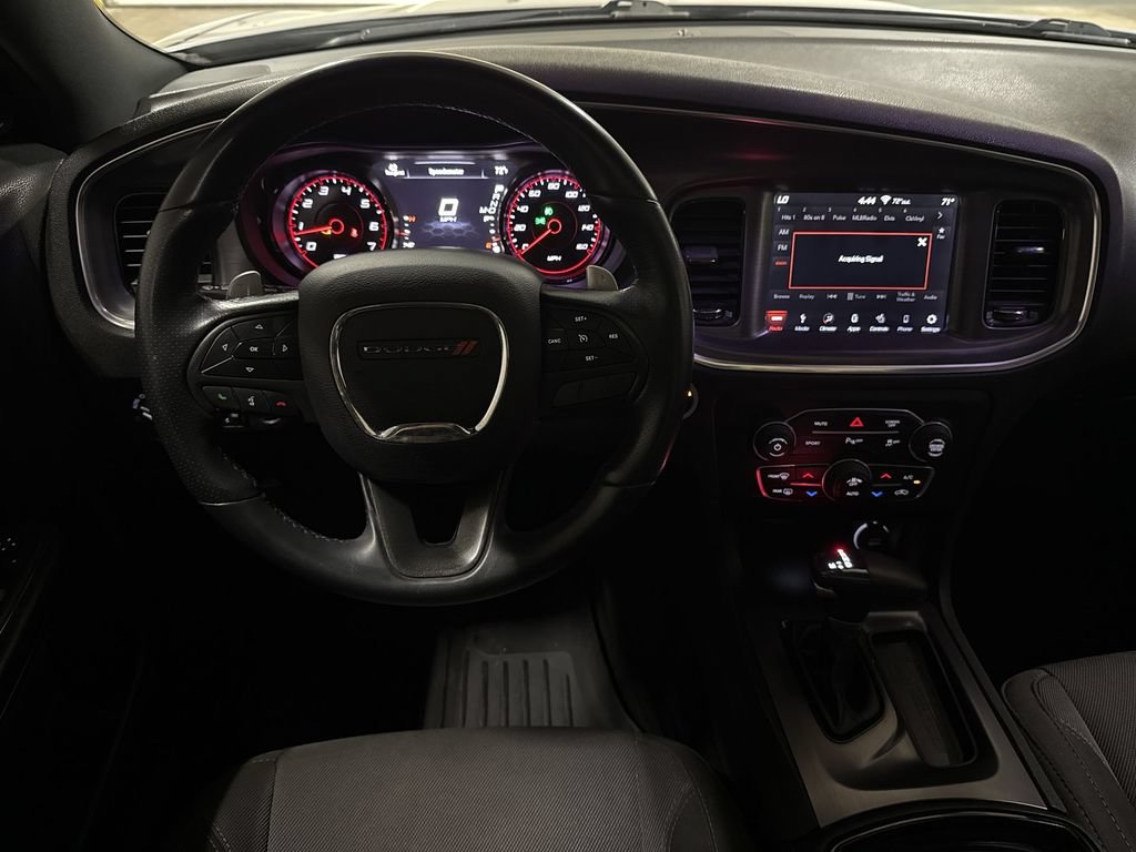 Used 2018 Dodge Charger R/T w/ Blacktop Package RWD image 11