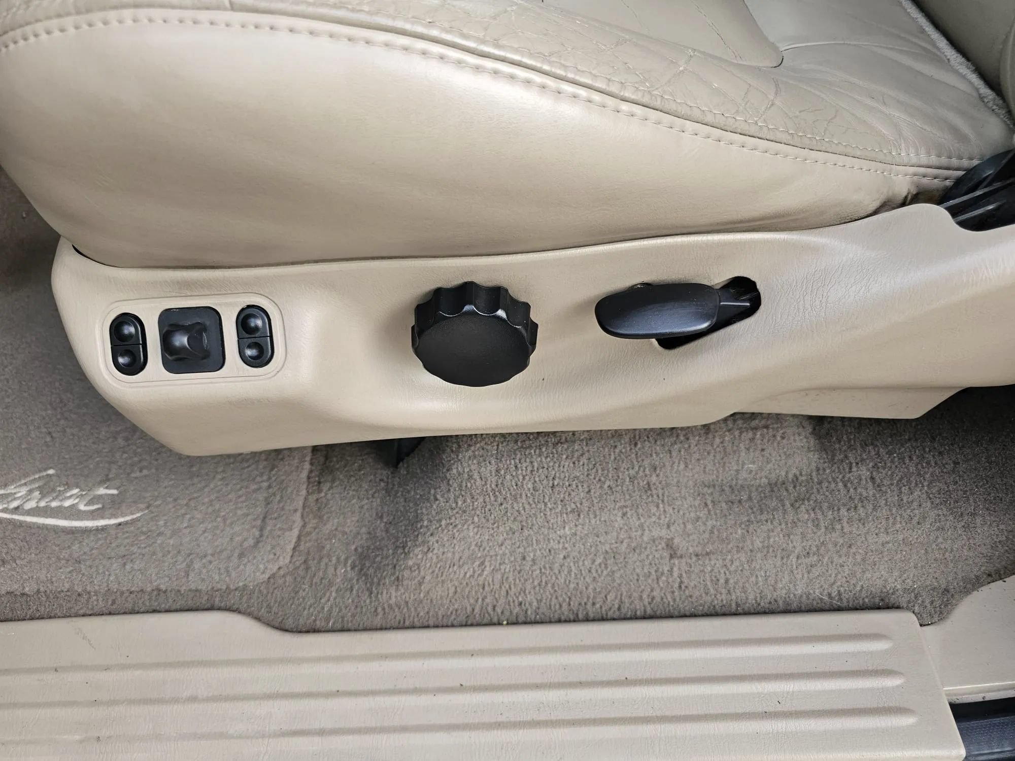 Used 2002 Ford F150 King Ranch RWD image 17
