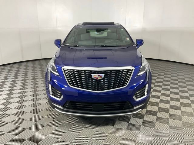 Certified 2025 Cadillac XT5 Premium Luxury w/ Technology Package image 2