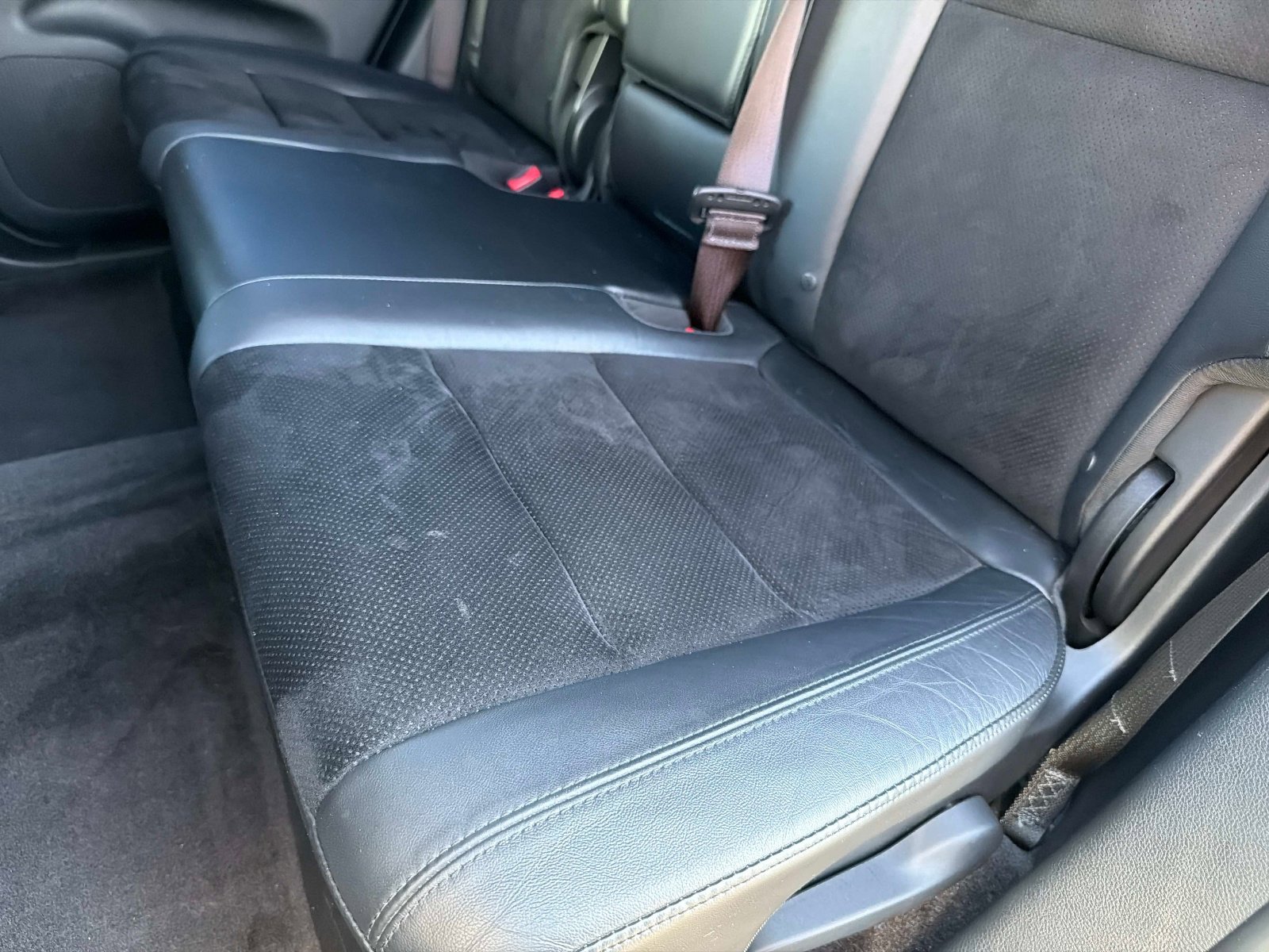 Used 2018 Jeep Grand Cherokee Altitude image 12