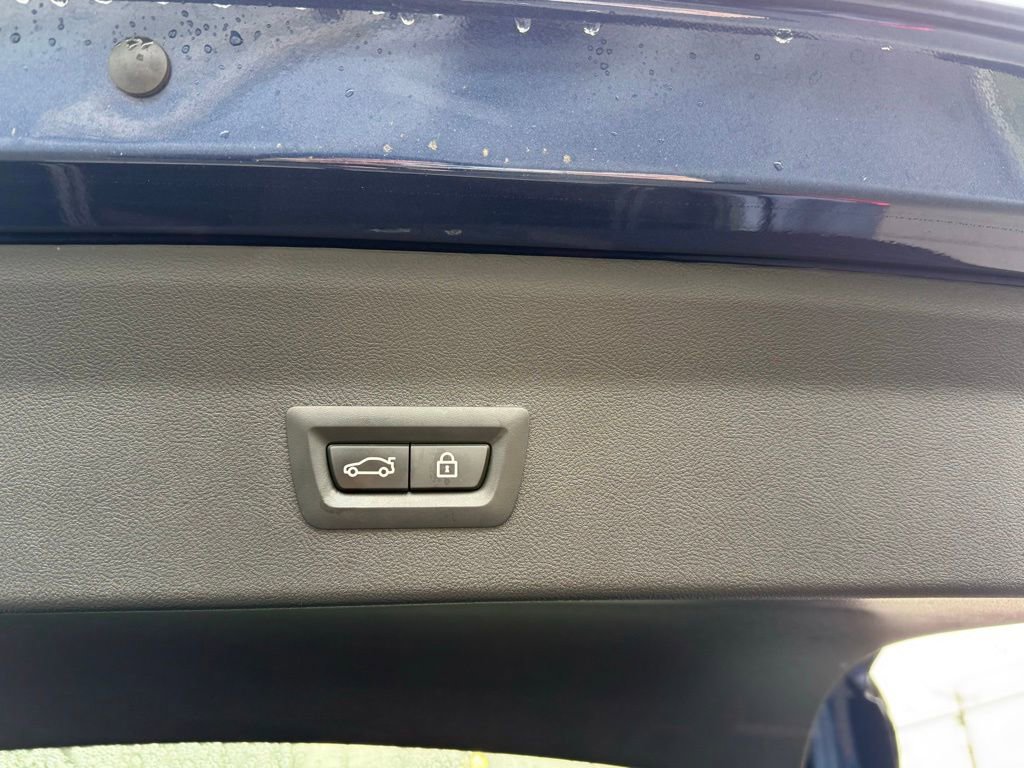 Used 2021 BMW X4 xDrive30i image 13