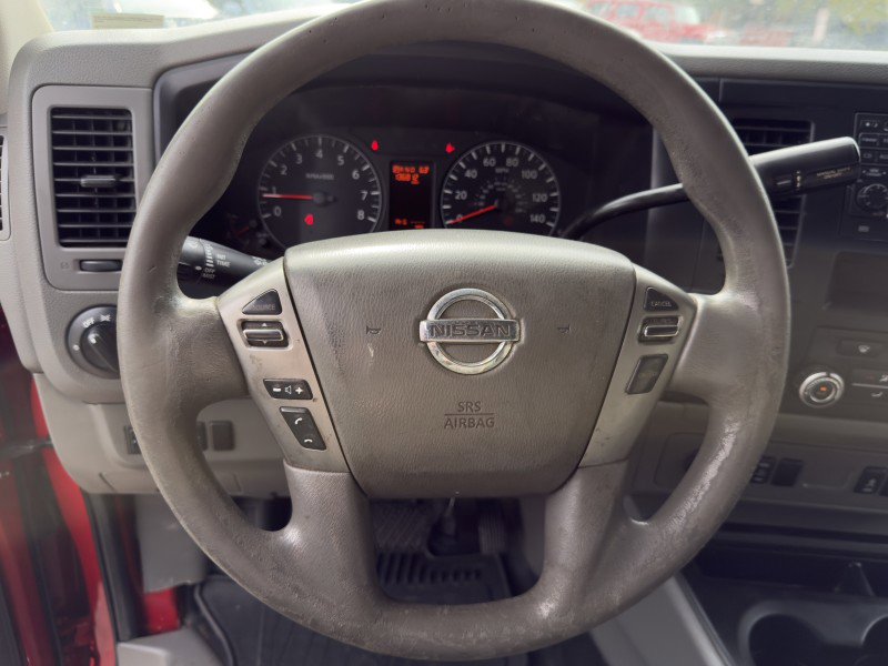 Used 2012 Nissan NV 2500 SV w/ Technology Pkg image 12