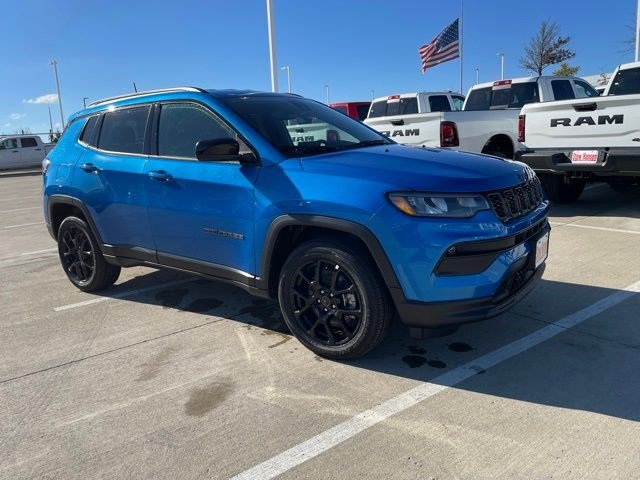 New 2026 Jeep Compass Latitude w/ Quick Order Package 29K AWD/4WD image 7