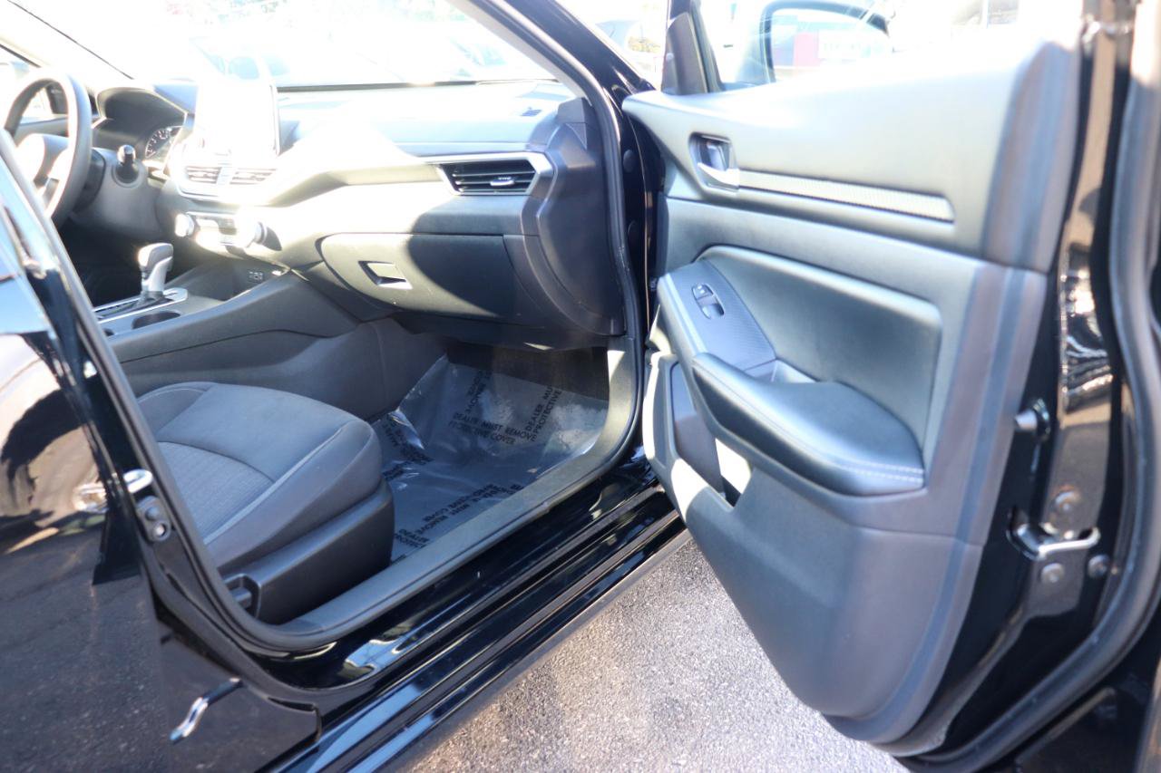 Used 2025 Nissan Altima 2.5 SV AWD/4WD image 15