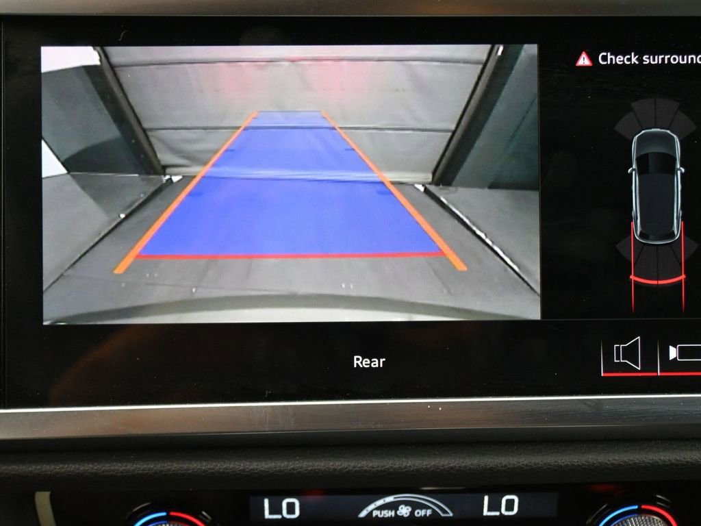 Used 2025 Audi Q3 2.0T Premium image 19