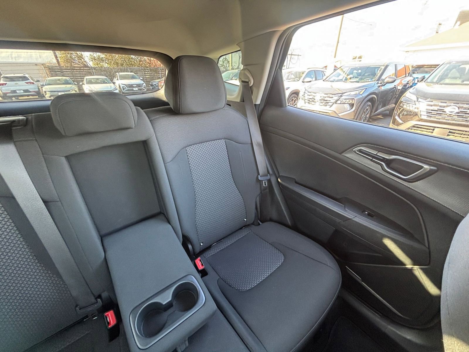 Used 2024 Kia Sportage LX FWD image 37