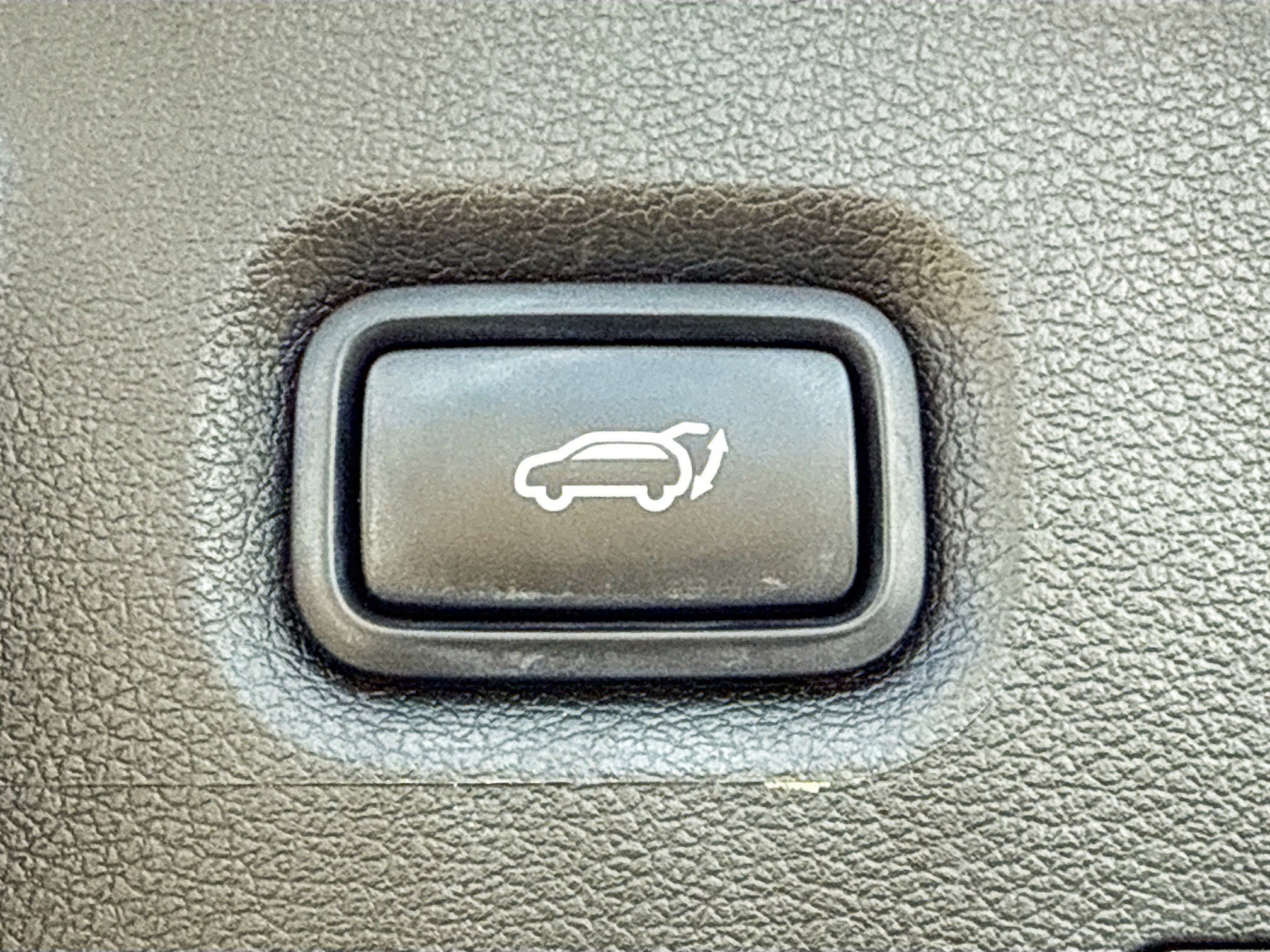 Used 2022 Hyundai Santa Fe SEL w/ Convenience + Premium Package image 14