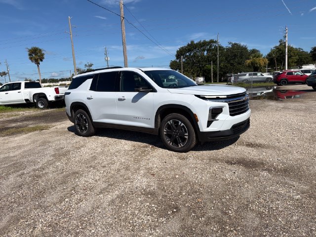 New 2027 Chevrolet Traverse LT w/ Sun and Wheel Package FWD image 14