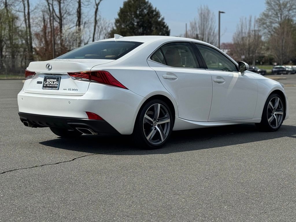 Used 2019 Lexus IS 300 AWD w/ Navigation Package image 4