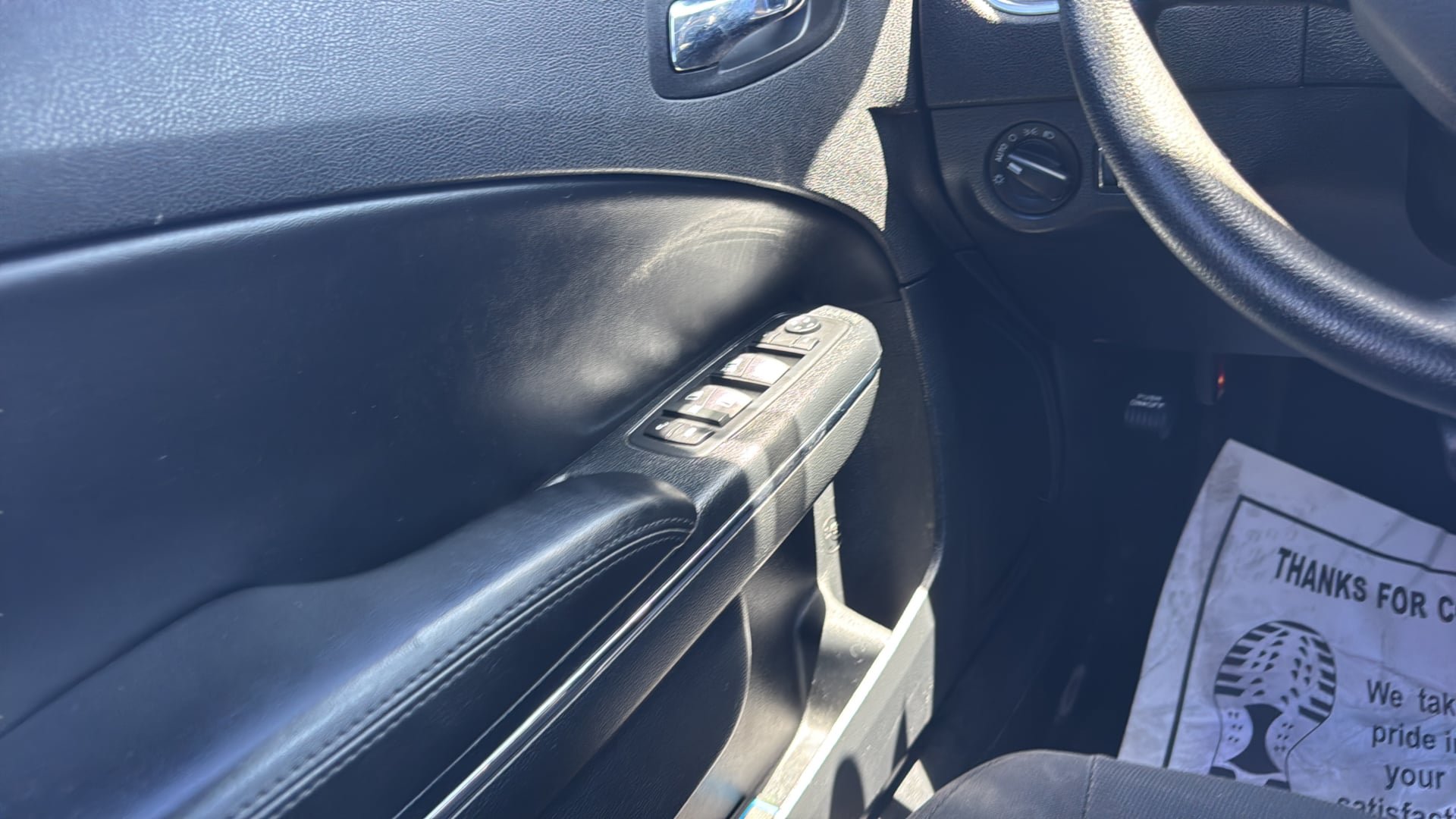 Used 2014 Dodge Charger SE RWD image 19