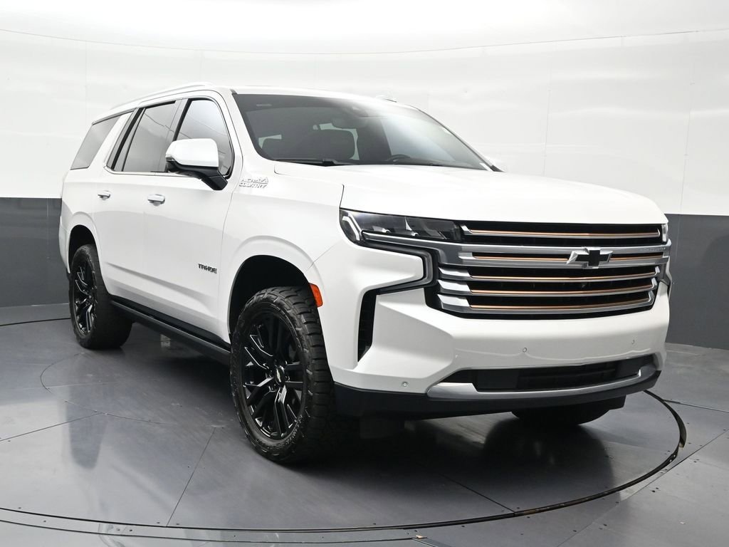 Used 2021 Chevrolet Tahoe High Country w/ Premium Package AWD/4WD image 8