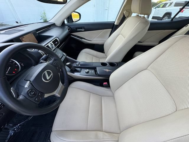Used 2015 Lexus IS 250 w/ Navigation System Package RWD image 29