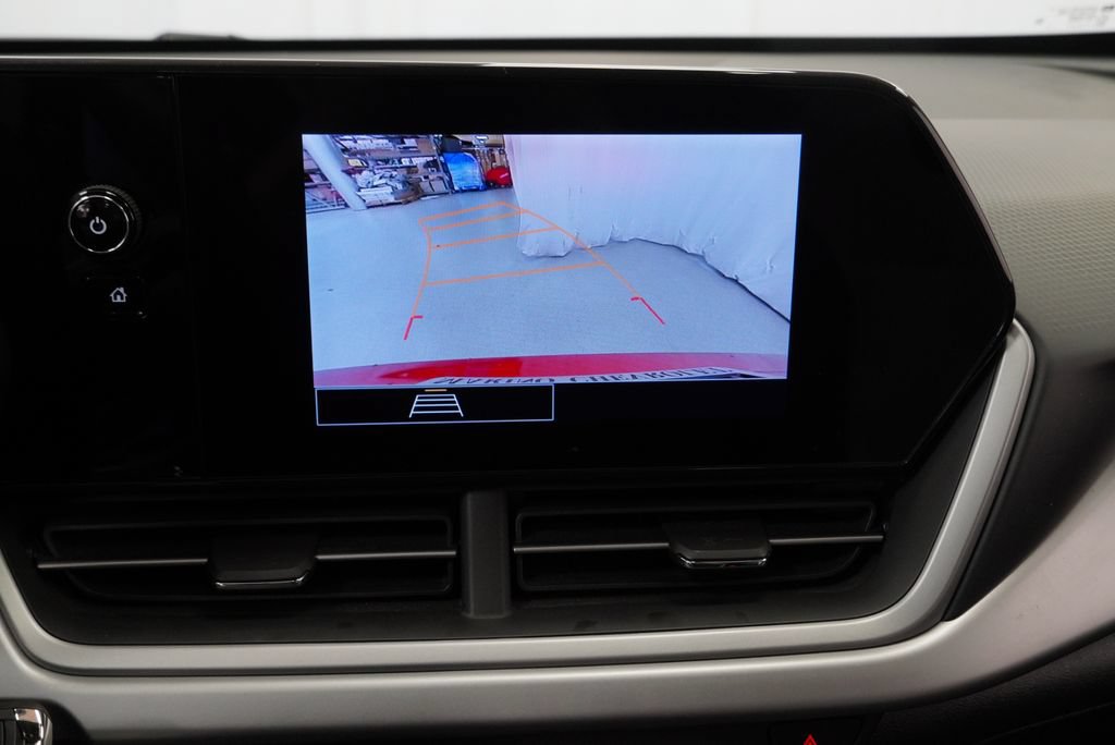 Certified 2024 Chevrolet Trax LS w/ LS Convenience Package FWD image 19