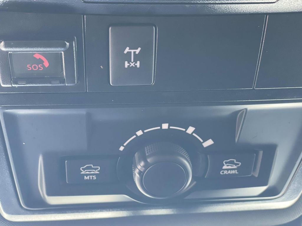 Used 2021 Toyota Tacoma TRD Off-Road w/ Technology Package image 11