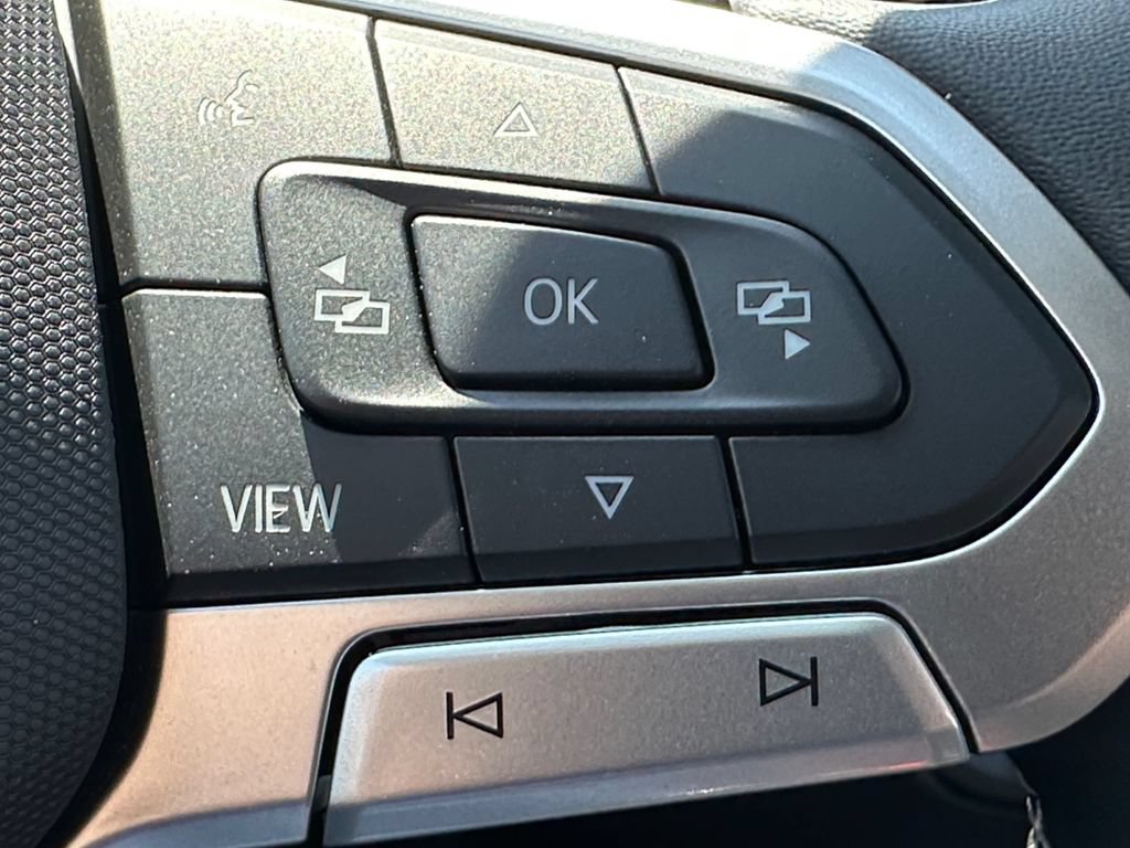 New 2026 Volkswagen Tiguan SE AWD/4WD image 19