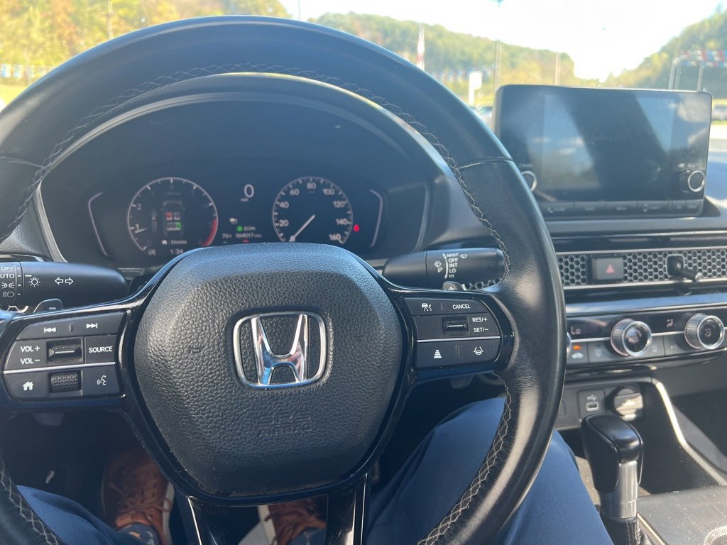 Used 2023 Honda Civic Sport image 3