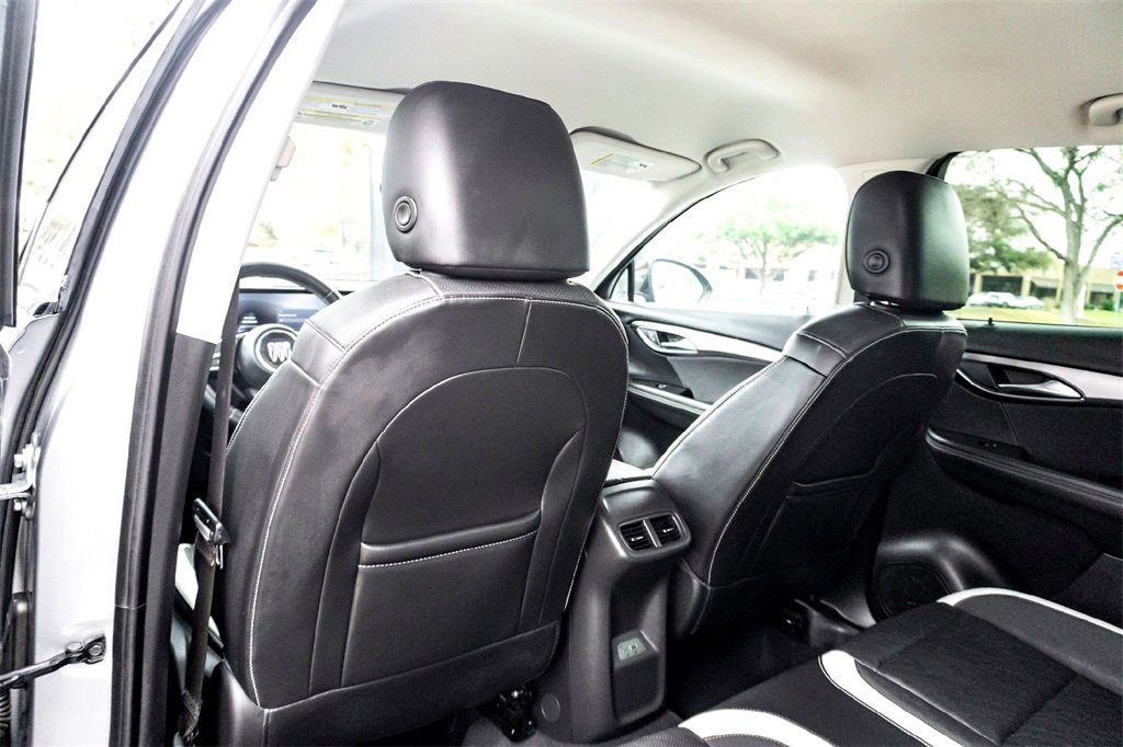 Used 2024 Buick Envision Sport Touring image 28