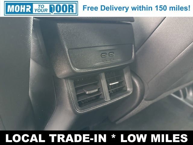 Used 2025 Chevrolet Equinox LT image 28