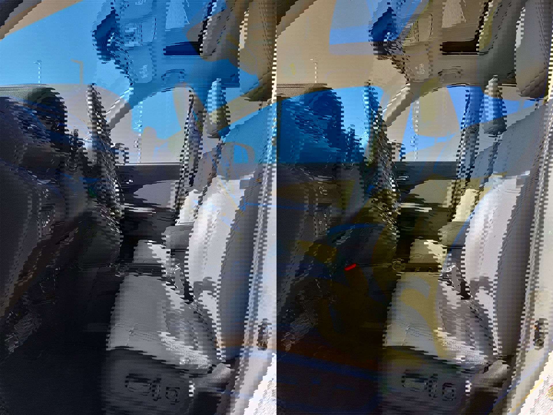 Used 2016 Honda CR-V Touring image 16