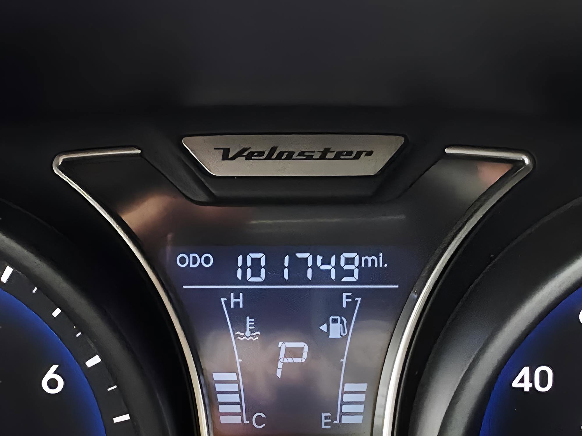 Used 2013 Hyundai Veloster Turbo FWD image 24